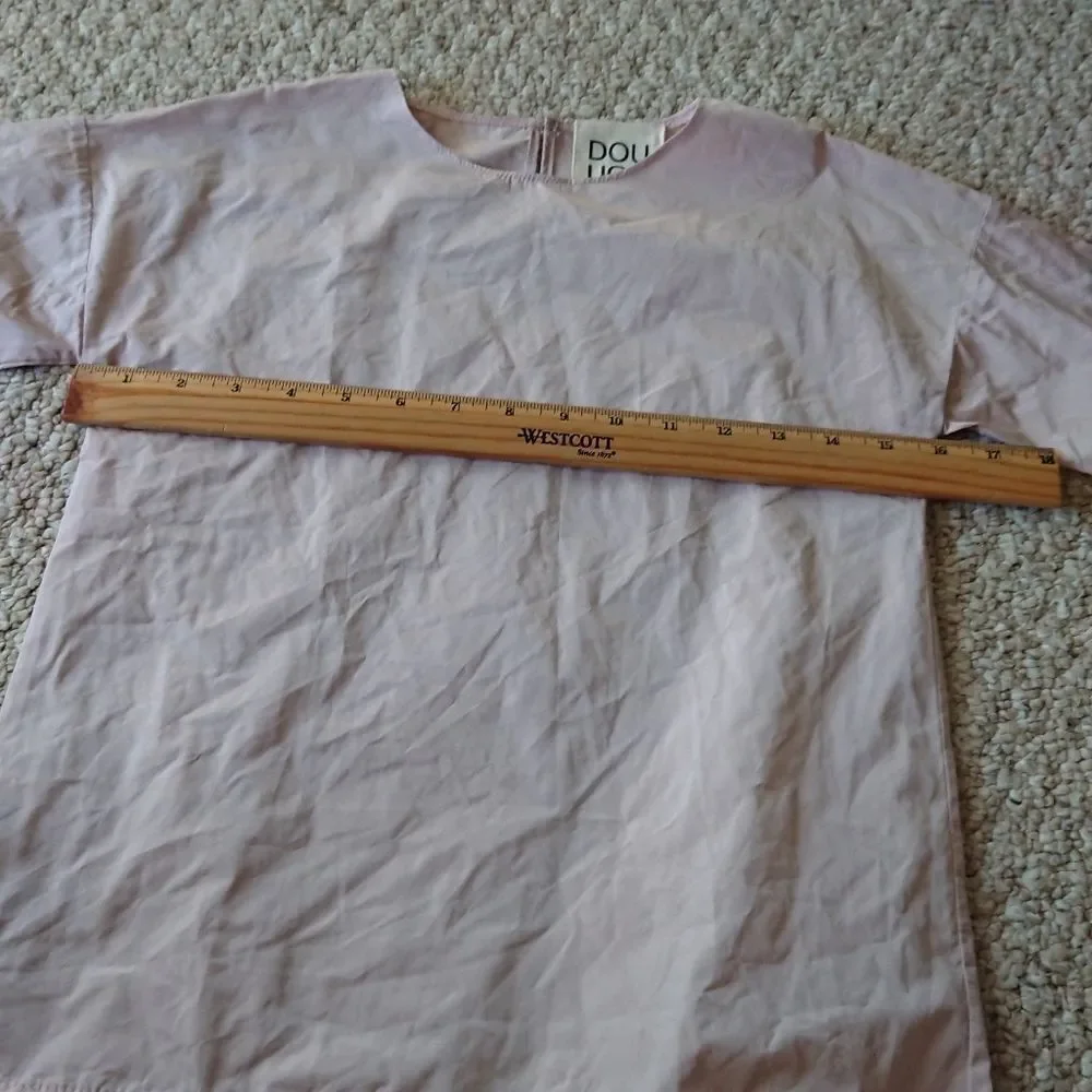 Douuod Made in Italy light pink top size 10Y